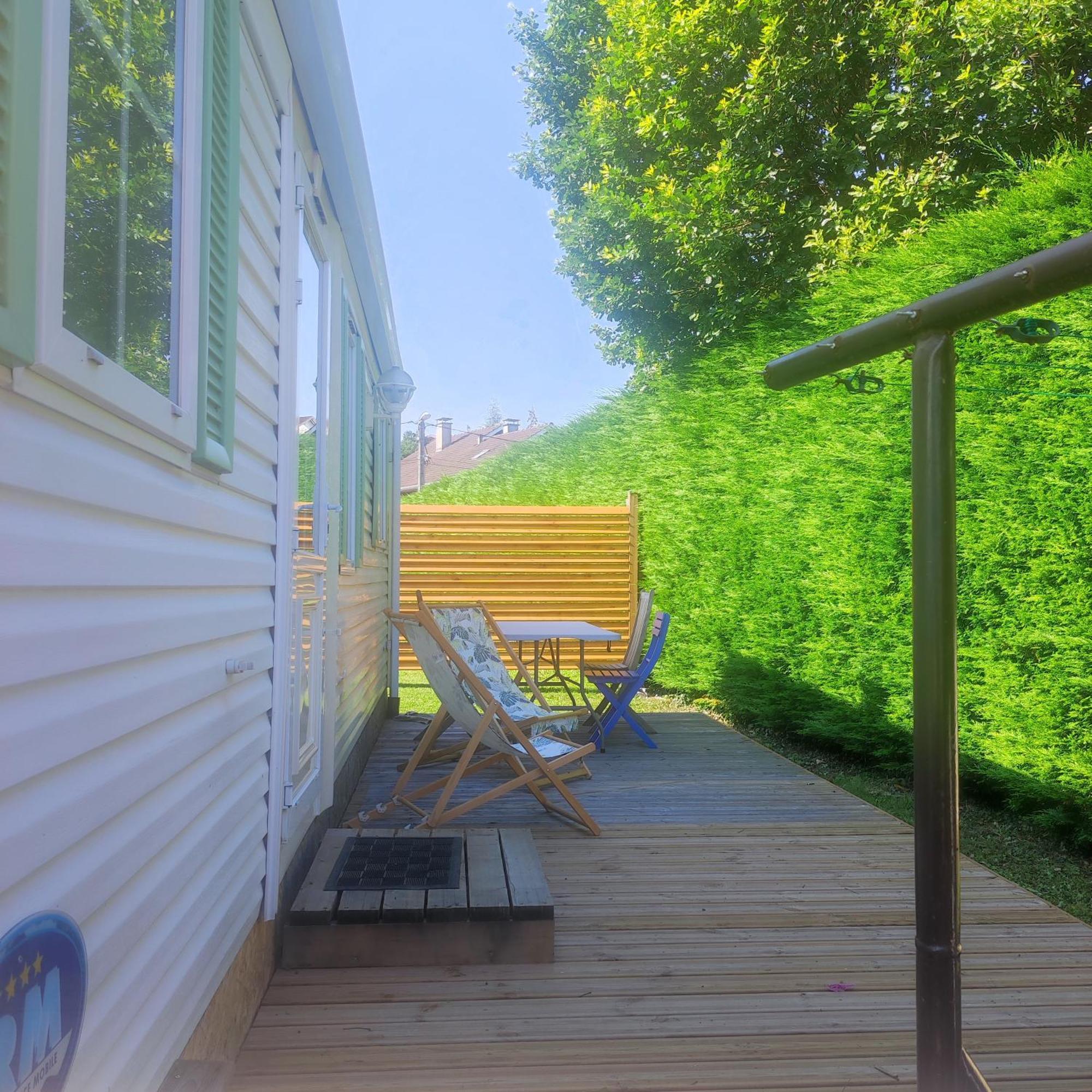 Mobile-Home Avec Terrasse Thonon-les-Bains Luaran gambar